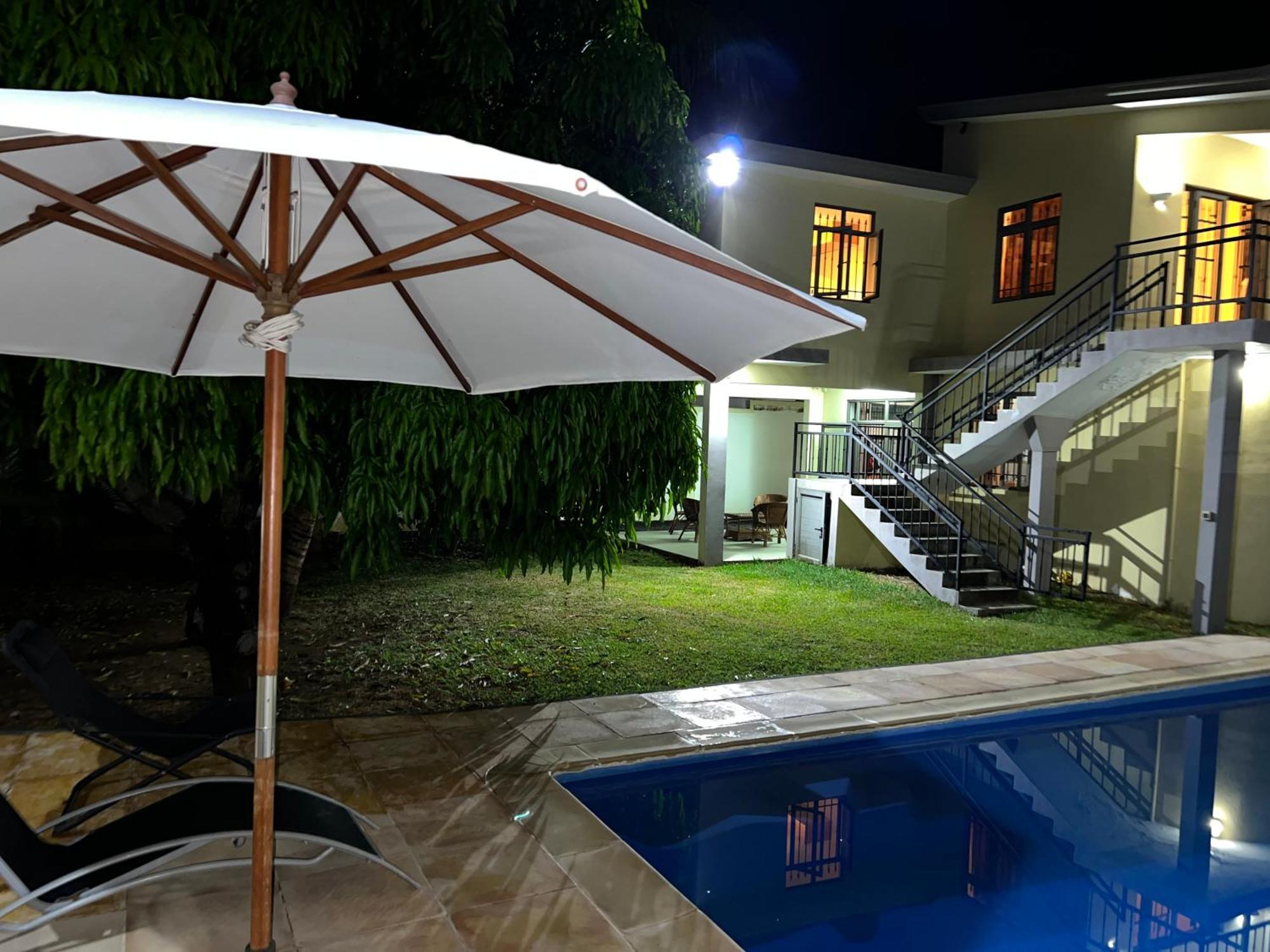 Villa Tameva Flic en Flac ภายนอก รูปภาพ