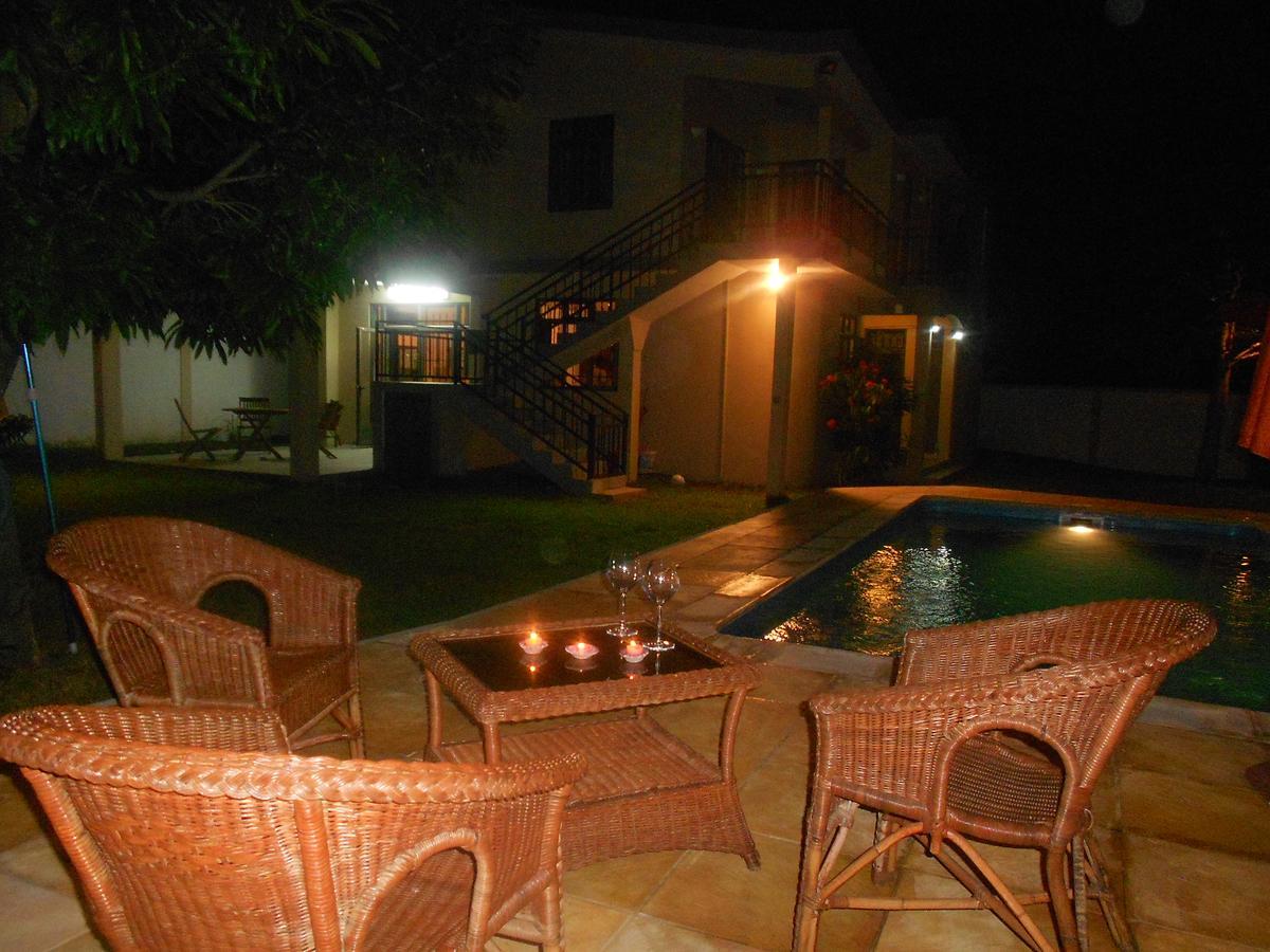Villa Tameva Flic en Flac ภายนอก รูปภาพ