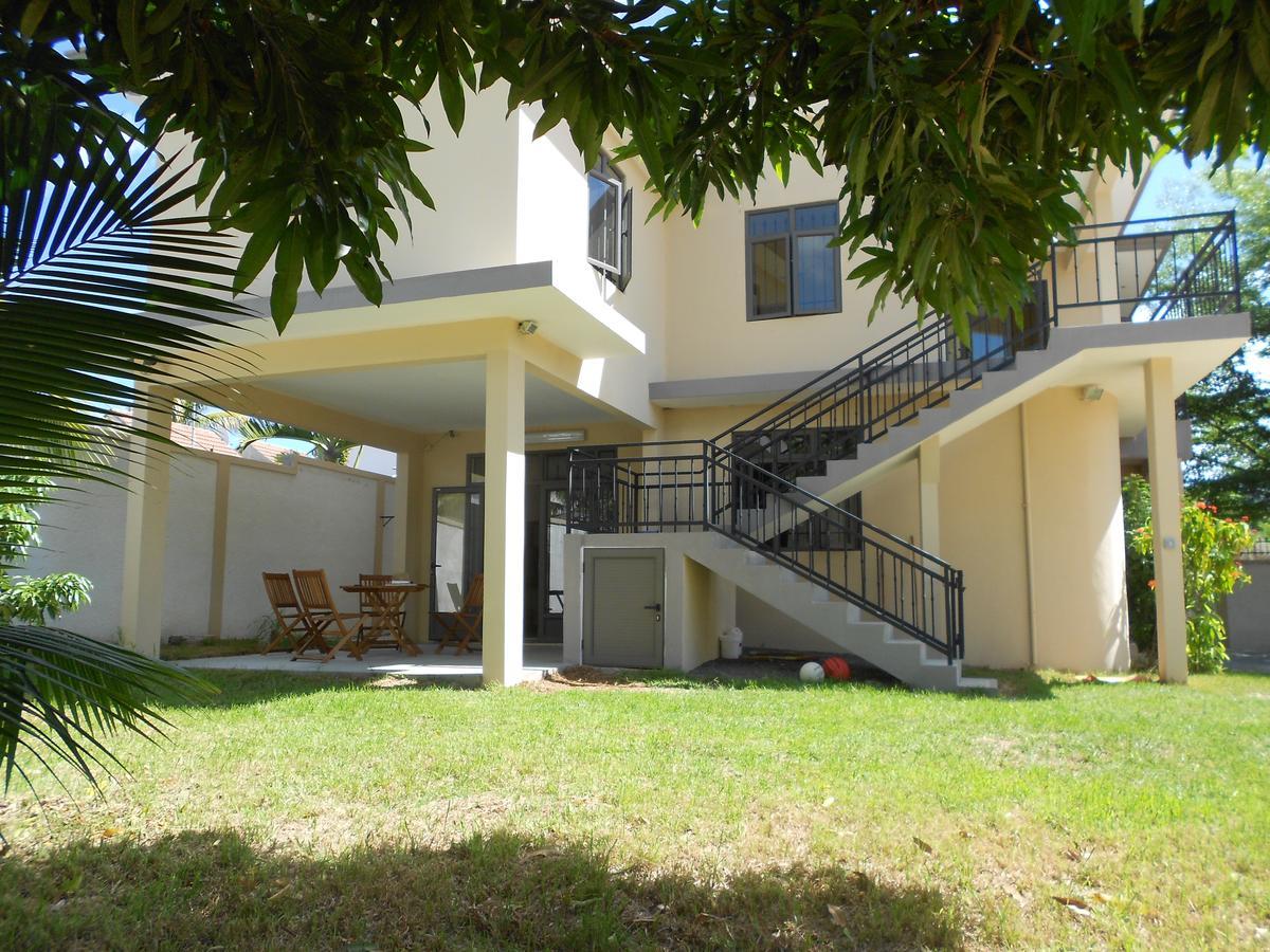 Villa Tameva Flic en Flac ภายนอก รูปภาพ